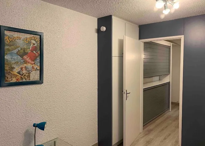 Joli Апартаменты Котре